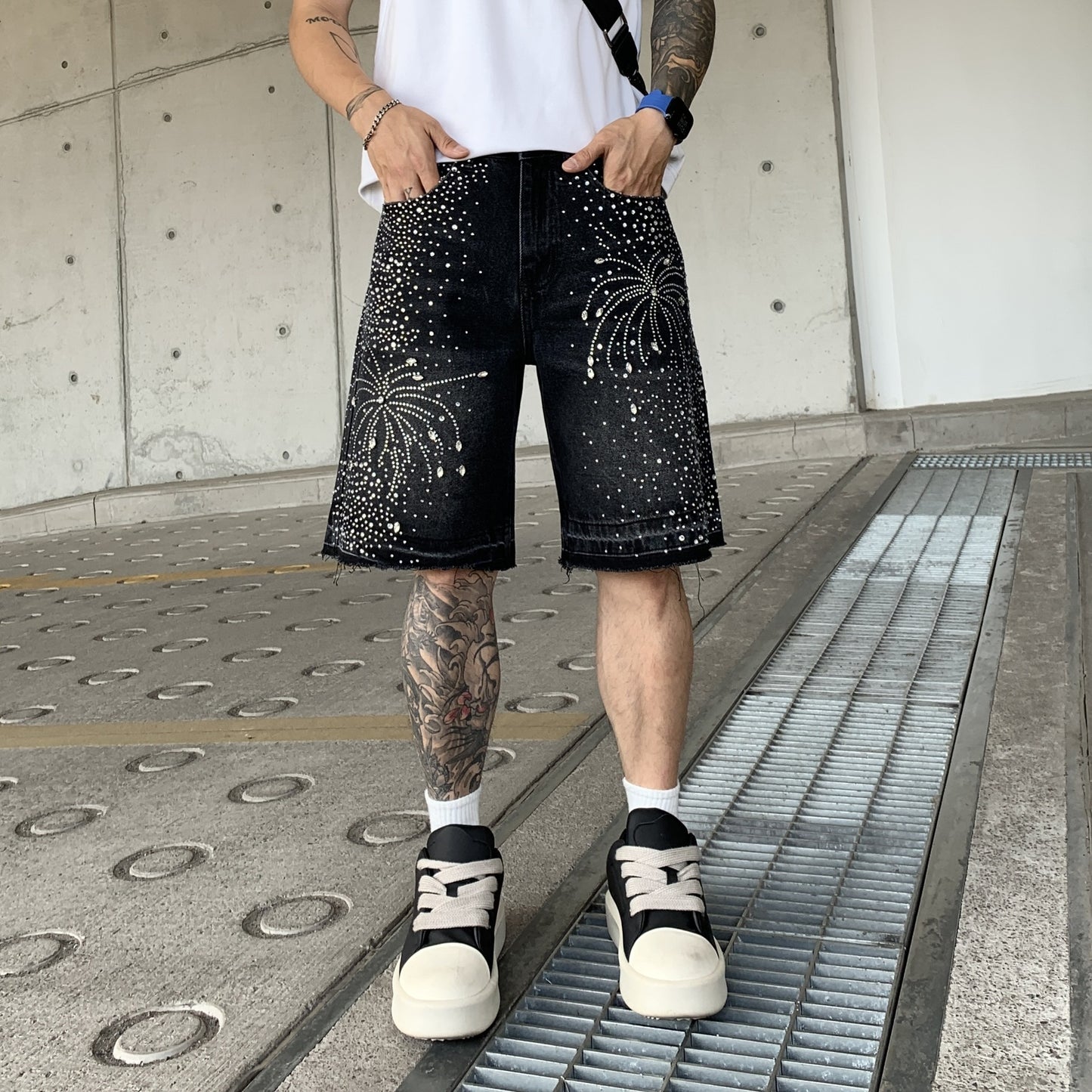 Pantaloni Uomo a Taglio Corto con Effetto Gradiente – Stile Casual Elegante da Lavoro e Tempo Libero