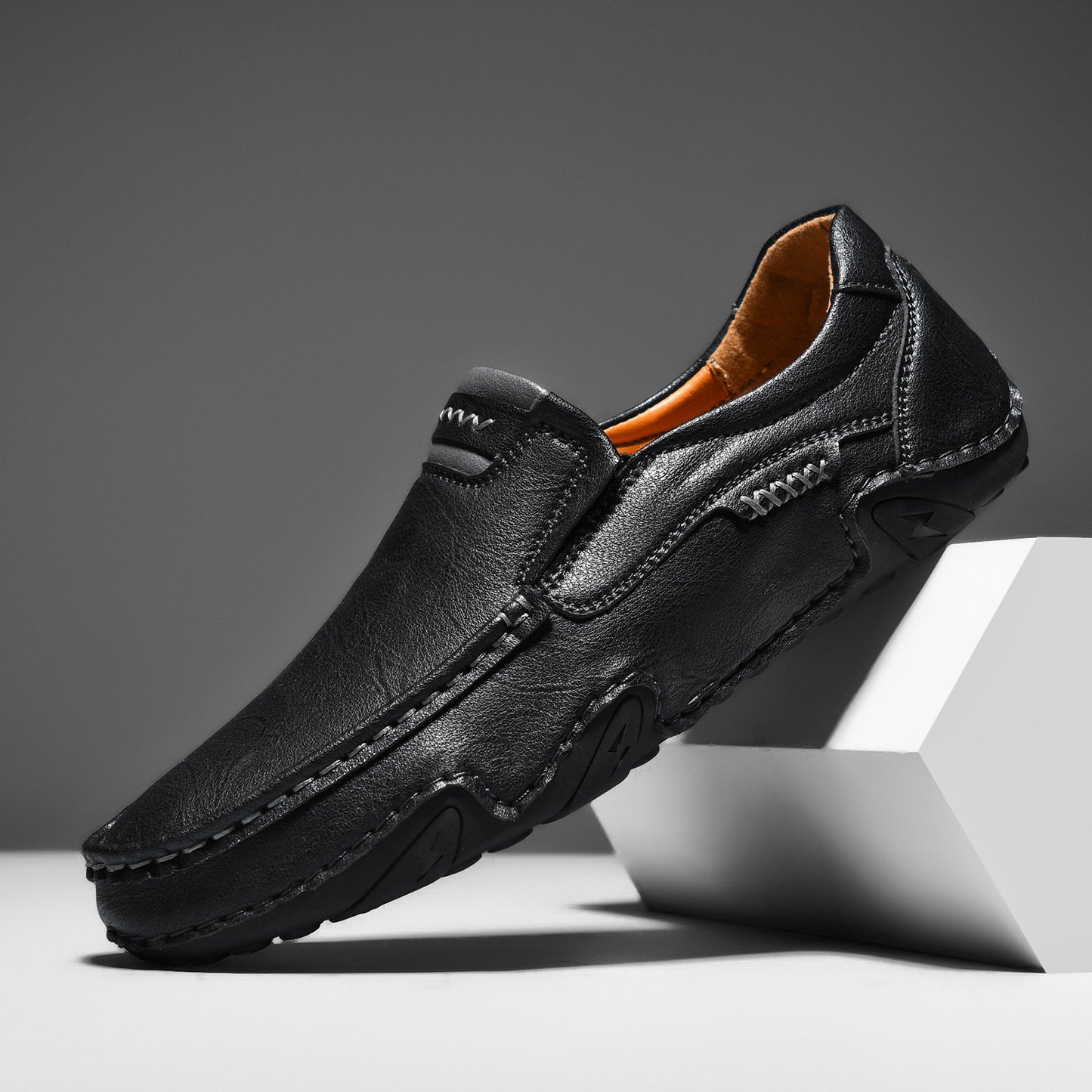 Outdoor Casual Shoes Slip-on Flat Leather Shoes
