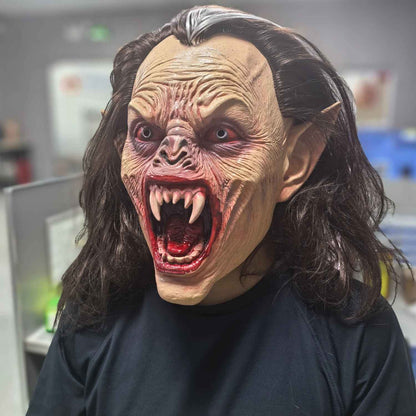 🧛♀️ Maschera da Vampiro Realistica in Gomma con Capelli Lunghi e Zanne