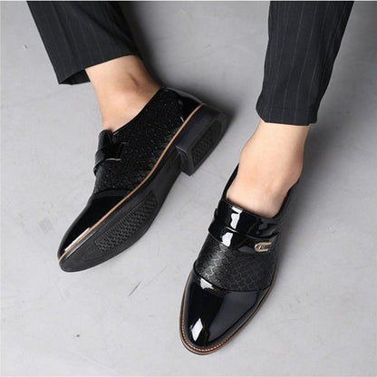 Scarpe in pelle Pu goffrata da uomo Men's Casual