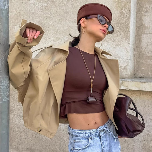 Cappotto corto doppiopetto con colletto blazer