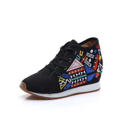 Autumn And Winter Fleece-lined Canvas Embroidered Sneaker