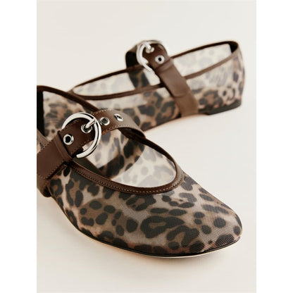 One-strap Flat Breathable Large Size Shoes