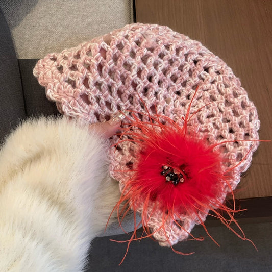 🪶 Cappello donna in maglia rétro con piuma, caldo e versatile