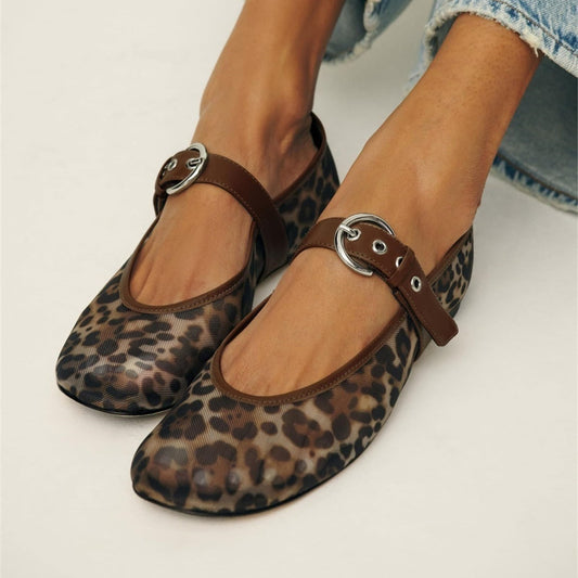One-strap Flat Breathable Large Size Shoes